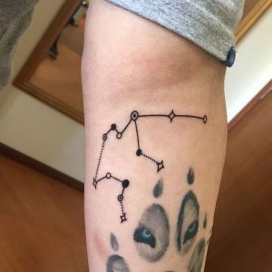 11 Unique And Gorgeous Aquarius Tattoos With Meanings