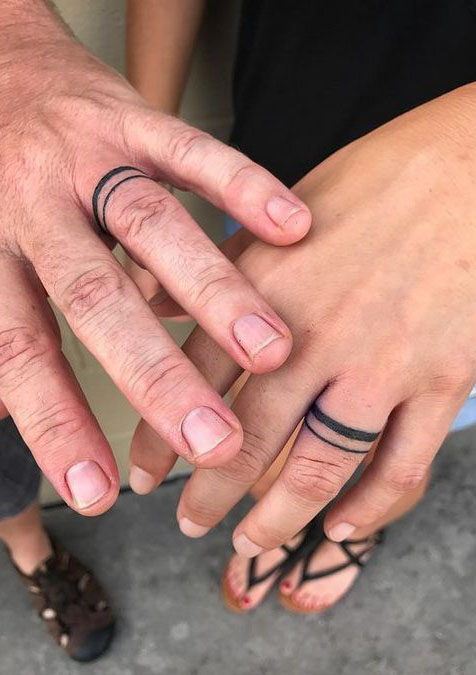 Image result for tattoo wedding bands #weddingringtattoos | Tatuaje de  anillos, Diseños del tatuaje del anillo, Tatuajes dedo anular