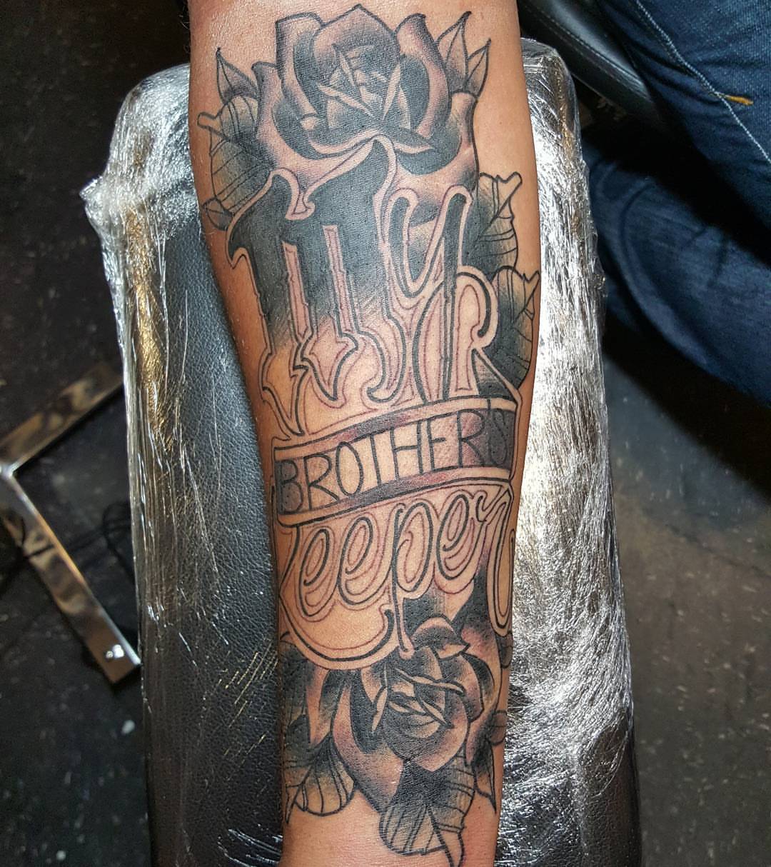 brother sister tattoo done by @thetattoostudiokpt @fateh_singh_bhatti # tattoos #bhenpraa❣️🧿 #veerbhen😘🧿🧿🖤💙❤️ #... | Instagram