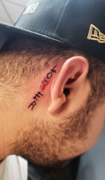 20 Behind Ear Tattoo Designs Youll Love  The XO Factor